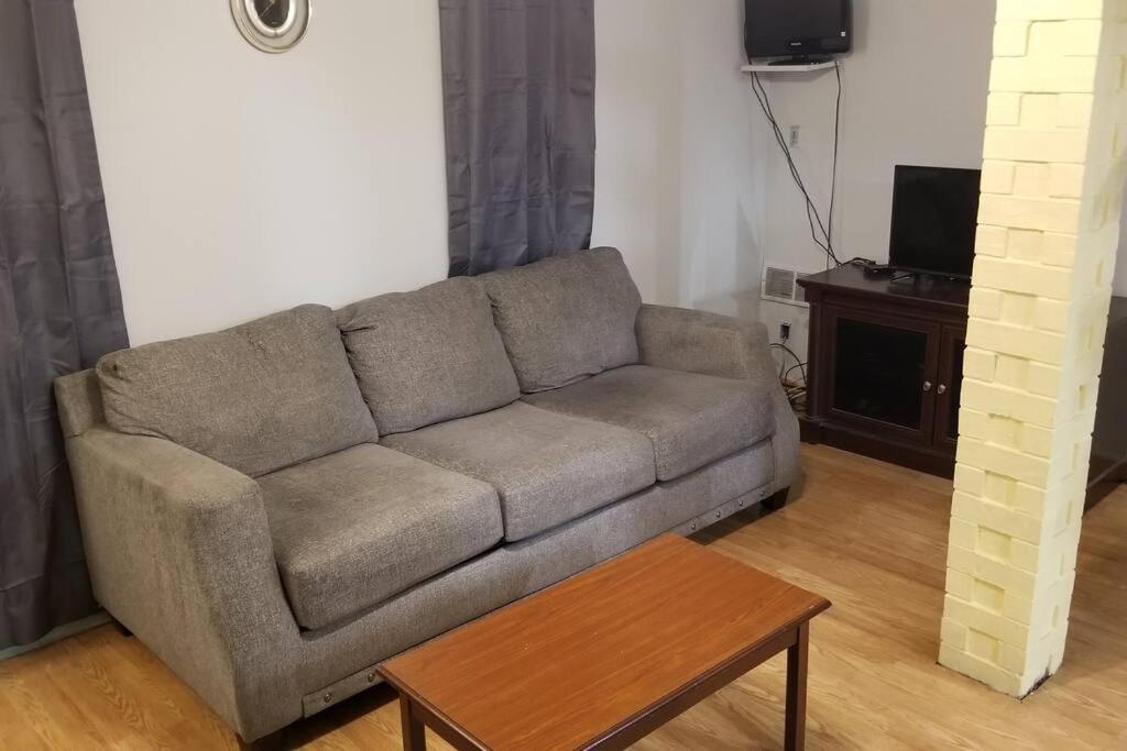 Hotel 5 Beds & 3 Baths Sleeps 11 Hotel Room Suite 102 Booking Stillwater Εξωτερικό φωτογραφία